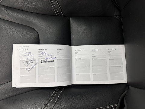 Volvo V60 2.4 D5 Twin Engine Summum Aut. *PANO | LEATHER | ADAPTIVE-CRUISE | XENON | BLIS | MEMORY-PACK | CAMERA | HEATED-COMFORTSEATS | NAVI-FULLMAP | PRIVACY-GLASS | ECC | PDC | 18''ALU | TOWBAR*