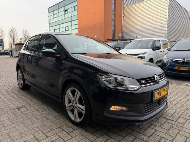 Volkswagen Polo - 1.2 TSI 90 pk | R-Line | Navigatie | 5 deurs