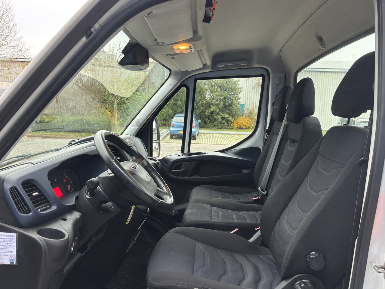 Iveco 40C18 3.0 180 PK Automaat Be Trekker + Veldhuizen