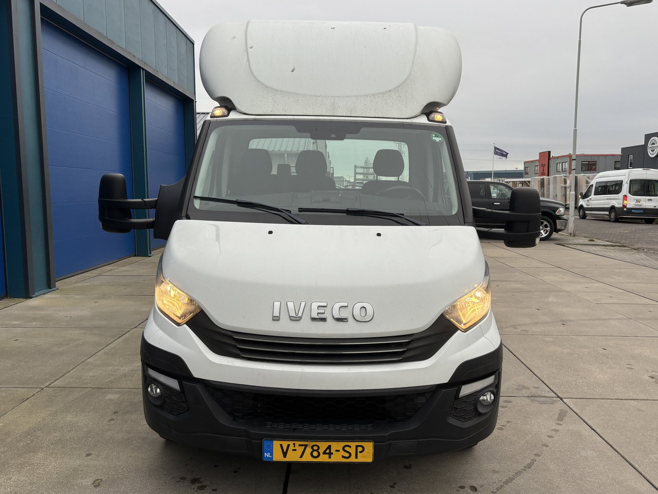 Iveco 40C18 3.0 180 PK Automaat Be Trekker + Veldhuizen
