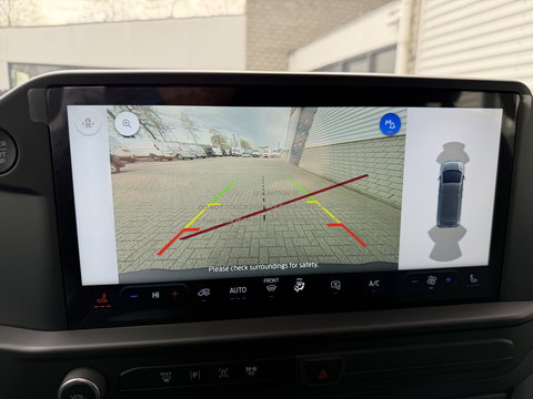 Ford Transit Custom 320 2.0 TDCI L2H1 Trend originele Ford dubbel cabine affabriek / prijs rijklaar € 39.950 ex btw / lease vanaf € 652 / dubbele schuifdeur / NIEUWE bus / BPM vrij !