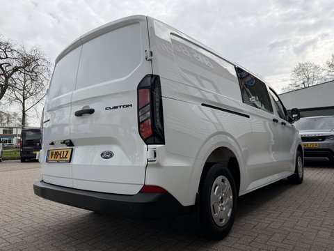 Ford Transit Custom 320 2.0 TDCI L2H1 Trend originele Ford dubbel cabine affabriek / prijs rijklaar € 39.950 ex btw / lease vanaf € 652 / dubbele schuifdeur / NIEUWE bus / BPM vrij !