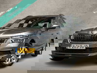 Škoda Kamiq - 1.0 TSI Sportline Automaat (RS KUIPSTOELEN, VIRTUAL COCKPIT, APPLE CARPLAY, GROOT NAVI, STOELVERWARMING, ADAPTIVE CRUISE, GETINT GLAS, ZWART HEMEL, NIEUWSTAAT)