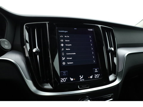 Volvo V60 2.0 B4 Momentum Business | ACC | Trekhaak | Carplay | stoel verwarming |