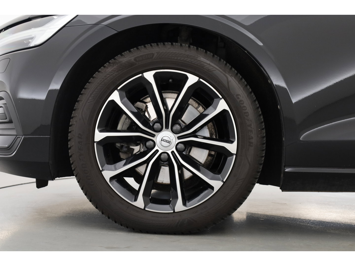 Volvo V60 2.0 B4 Momentum Business | ACC | Trekhaak | Carplay | stoel verwarming |