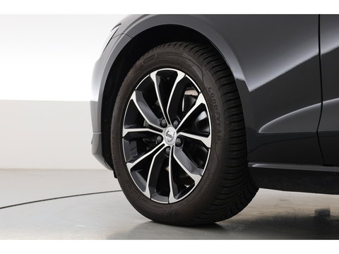 Volvo V60 2.0 B4 Momentum Business | ACC | Trekhaak | Carplay | stoel verwarming |
