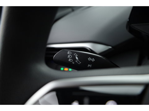 Volkswagen ID.4 Pro 77 kWh | SOH 95.4% | Adapt. Cruise | Elek. Trekhaak | Camera | Keyless | Apple CarPlay |