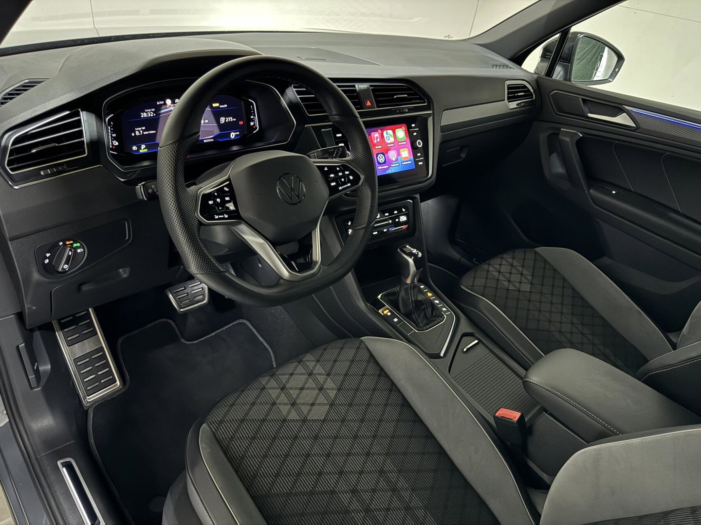 Volkswagen Tiguan 1.4 TSI eHybrid Black Style R-Line Pano Sfeer Trekh.