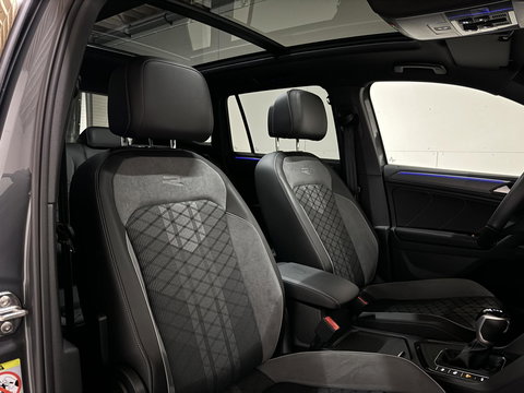 Volkswagen Tiguan 1.4 TSI eHybrid Black Style R-Line Pano Sfeer Trekh.