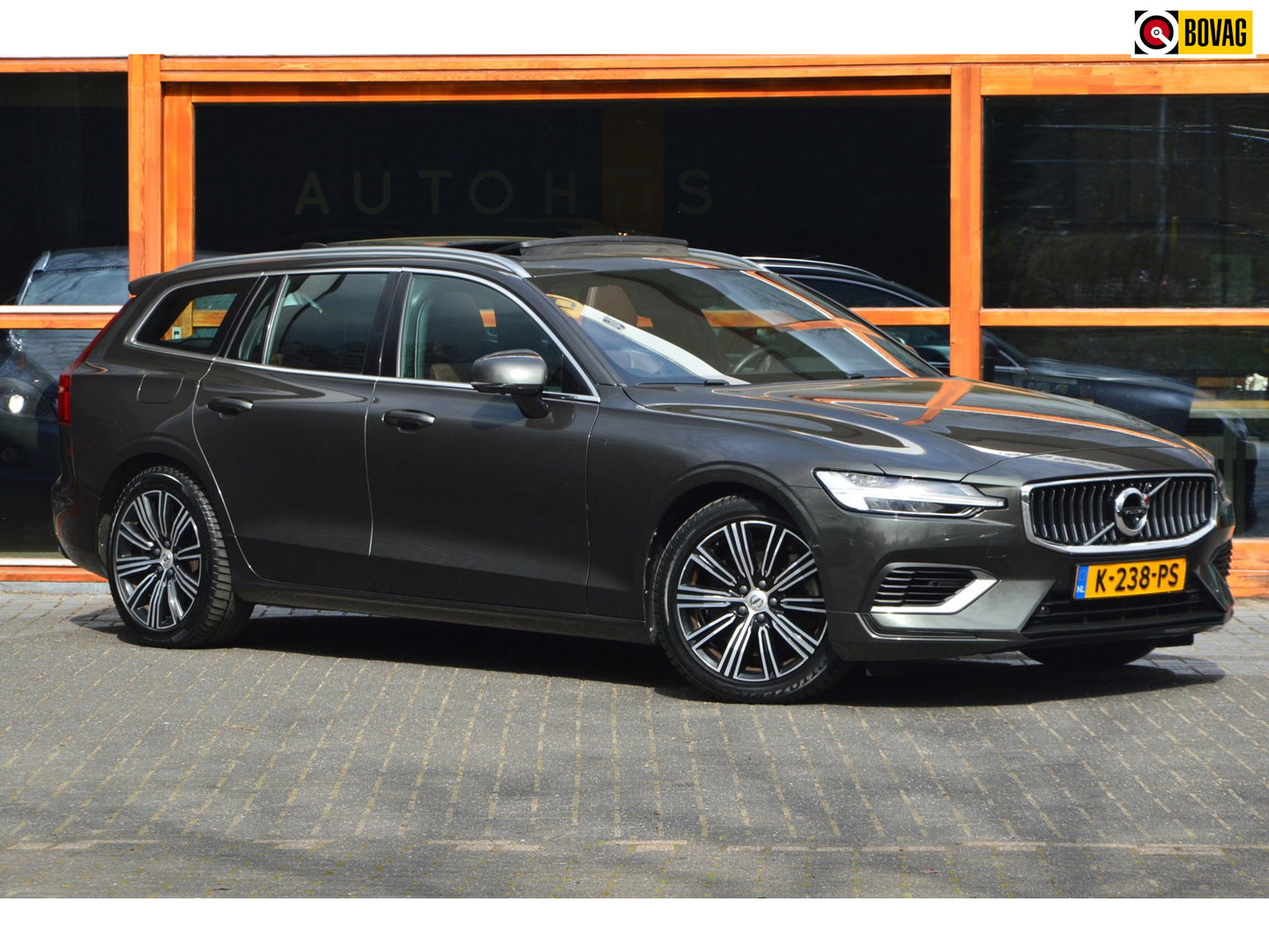 Volvo V60 T6 Hybride AWD Inscription | Adaptive Cruise | Panoramdak | 360° Camera | Stoel + Stuur Verwarmd |