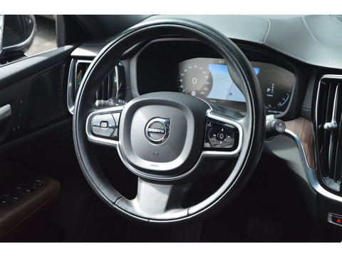 Volvo V60 T6 Hybride AWD Inscription | Adaptive Cruise | Panoramdak | 360° Camera | Stoel + Stuur Verwarmd |