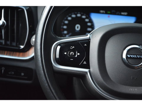Volvo V60 T6 Hybride AWD Inscription | Adaptive Cruise | Panoramdak | 360° Camera | Stoel + Stuur Verwarmd |