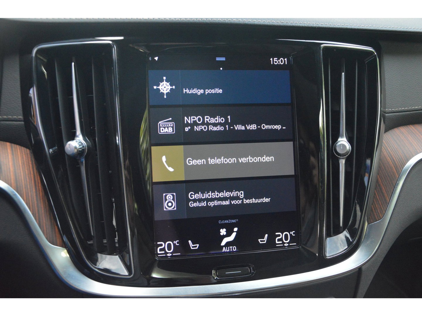 Volvo V60 T6 Hybride AWD Inscription | Adaptive Cruise | Panoramdak | 360° Camera | Stoel + Stuur Verwarmd |