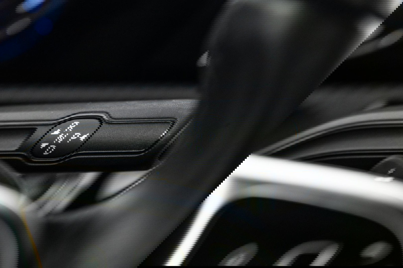 Mercedes-Benz A-Klasse 250 e Business Line AUTOMAAT / LEDER / CRUISE CONTROLE / CAMERA / CARPLAY