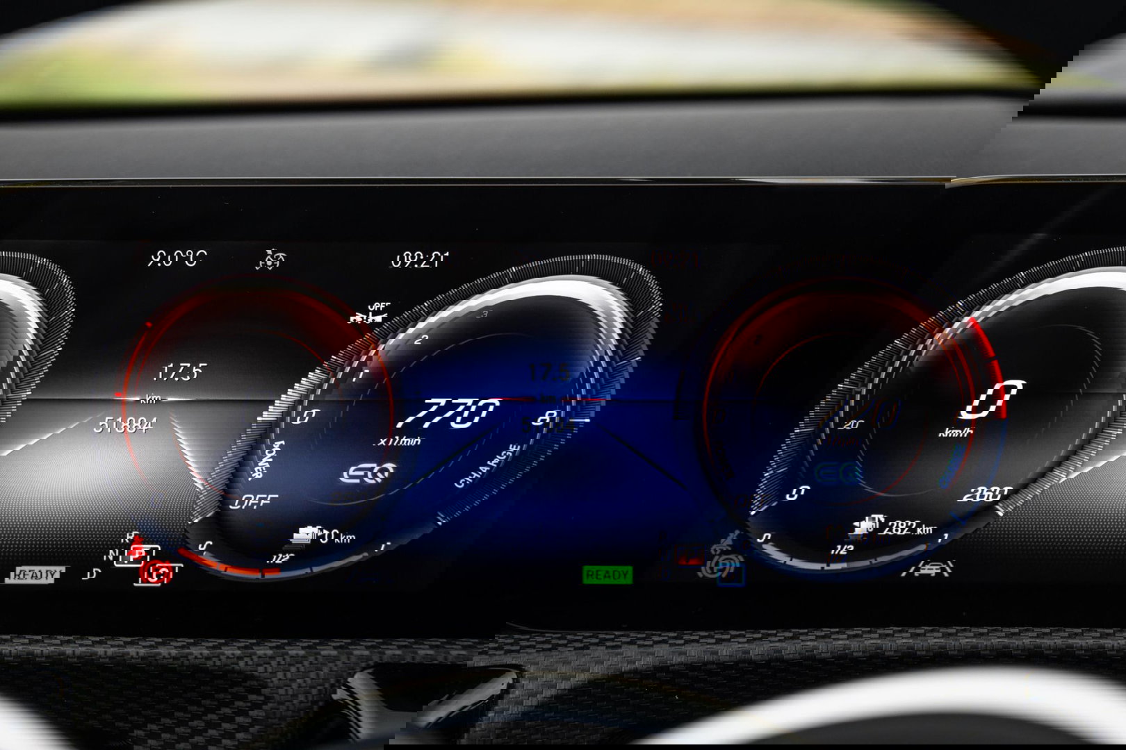 Mercedes-Benz A-Klasse 250 e Business Line AUTOMAAT / LEDER / CRUISE CONTROLE / CAMERA / CARPLAY