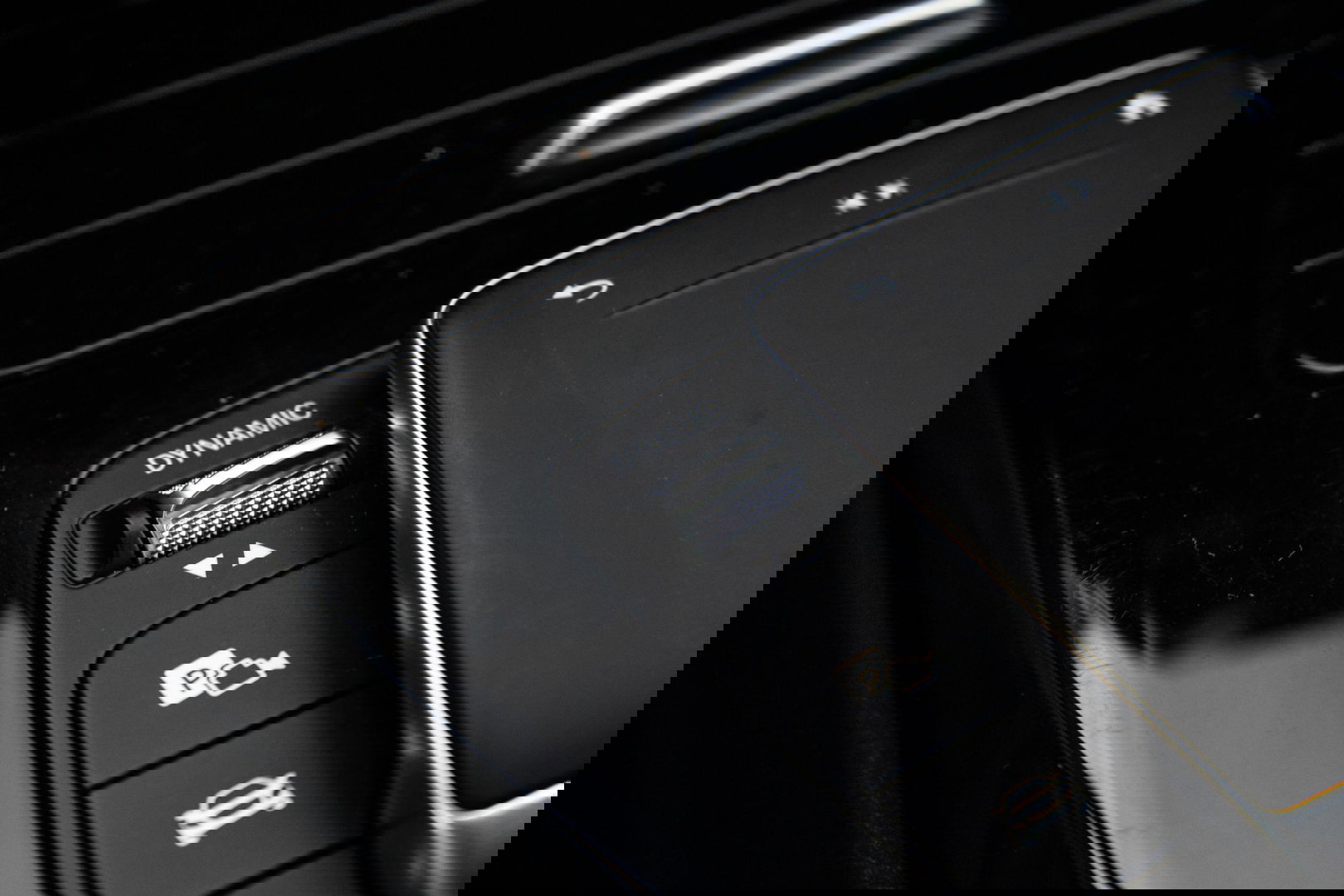 Mercedes-Benz A-Klasse 250 e Business Line AUTOMAAT / LEDER / CRUISE CONTROLE / CAMERA / CARPLAY