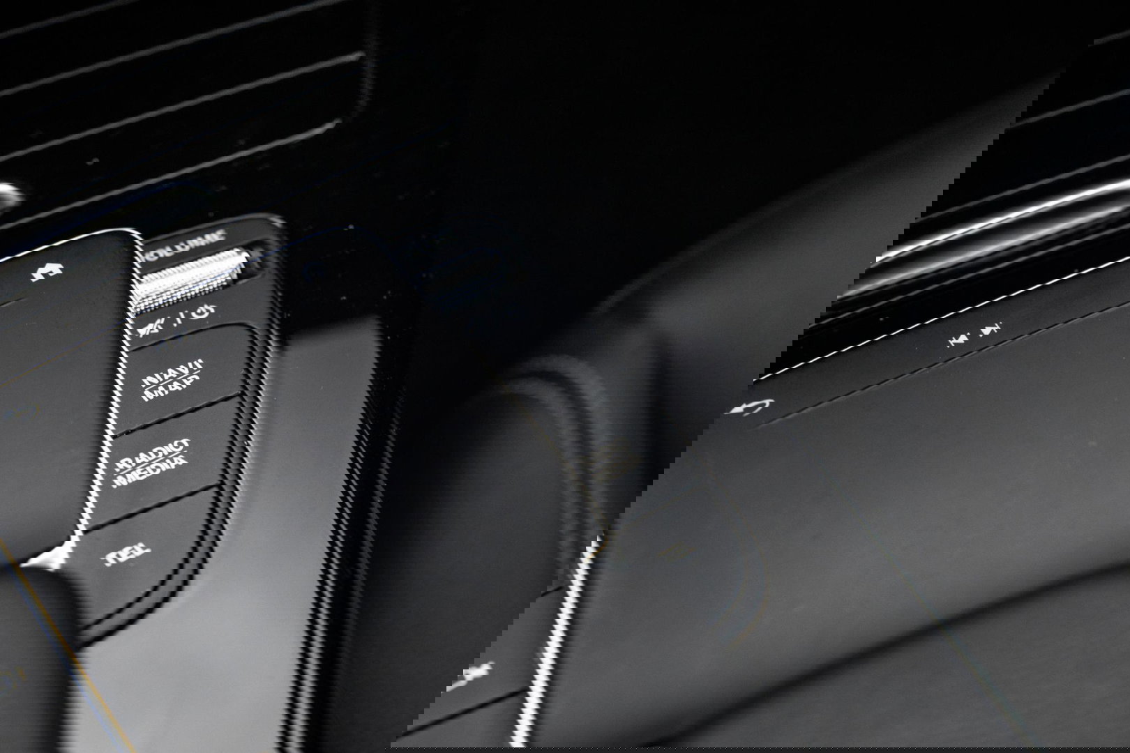 Mercedes-Benz A-Klasse 250 e Business Line AUTOMAAT / LEDER / CRUISE CONTROLE / CAMERA / CARPLAY