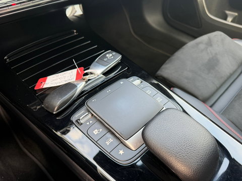 Mercedes-Benz A-Klasse 250 e AMG Pano|Memory|Ambientlight|ACC|218PK