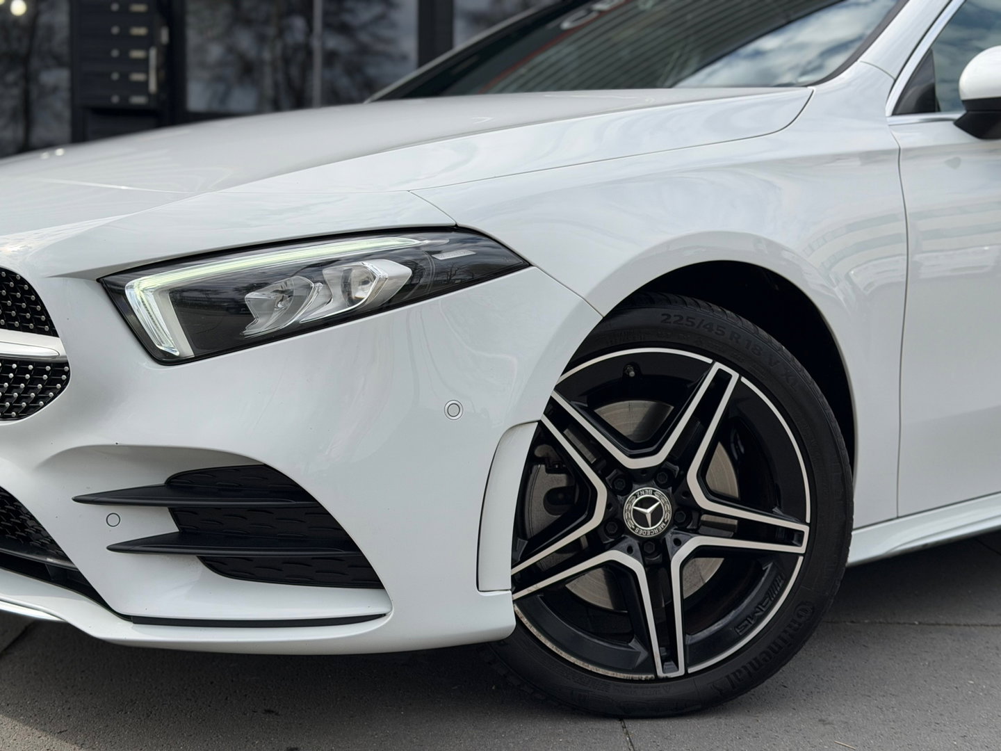 Mercedes-Benz A-Klasse 250 e AMG Pano|Memory|Ambientlight|ACC|218PK