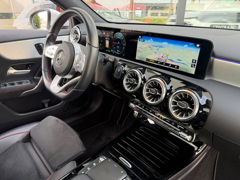 Mercedes-Benz A-Klasse 250 e AMG Pano|Memory|Ambientlight|ACC|218PK