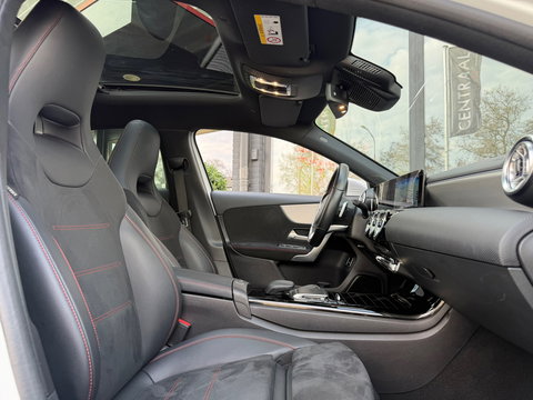 Mercedes-Benz A-Klasse 250 e AMG Pano|Memory|Ambientlight|ACC|218PK