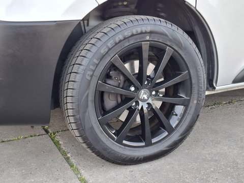 Renault Trafic 1.6 dCi T27 L1H1 Générique AIRCO / CRUISE CONTROLE / NAVI / TREKHAAK / EURO 6 / MARGE AUTO !!!