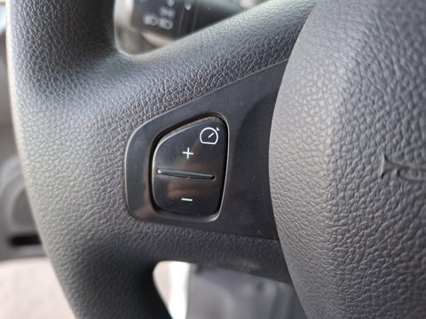 Renault Trafic 1.6 dCi T27 L1H1 Générique AIRCO / CRUISE CONTROLE / NAVI / TREKHAAK / EURO 6 / MARGE AUTO !!!