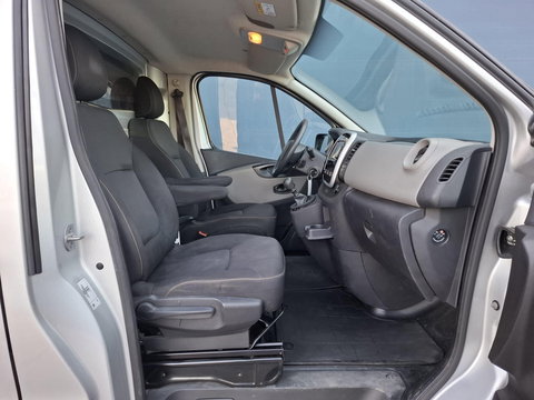 Renault Trafic 1.6 dCi T27 L1H1 Générique AIRCO / CRUISE CONTROLE / NAVI / TREKHAAK / EURO 6 / MARGE AUTO !!!