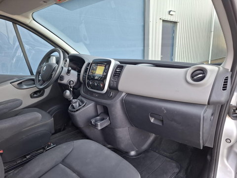 Renault Trafic 1.6 dCi T27 L1H1 Générique AIRCO / CRUISE CONTROLE / NAVI / TREKHAAK / EURO 6 / MARGE AUTO !!!