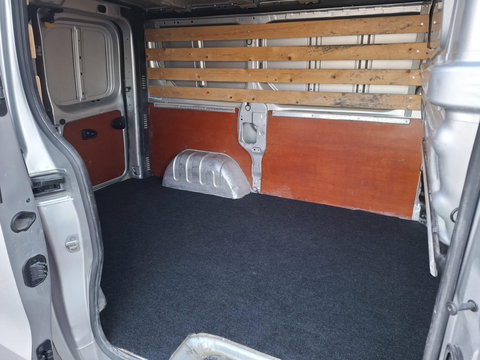 Renault Trafic 1.6 dCi T27 L1H1 Générique AIRCO / CRUISE CONTROLE / NAVI / TREKHAAK / EURO 6 / MARGE AUTO !!!