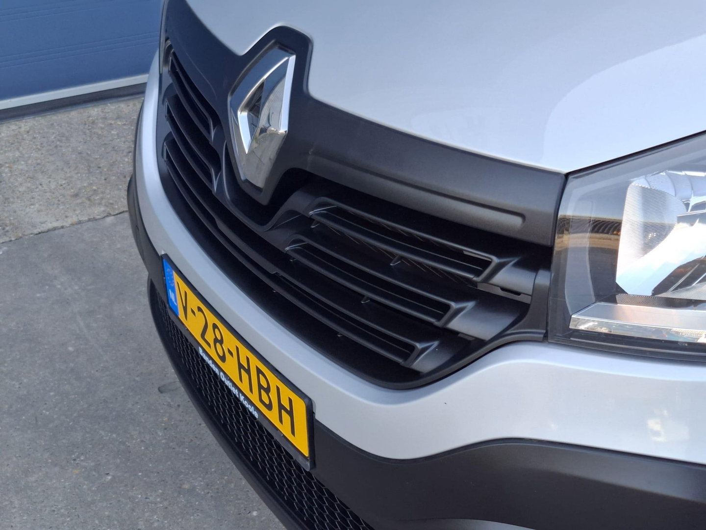 Renault Trafic 1.6 dCi T27 L1H1 Générique AIRCO / CRUISE CONTROLE / NAVI / TREKHAAK / EURO 6 / MARGE AUTO !!!