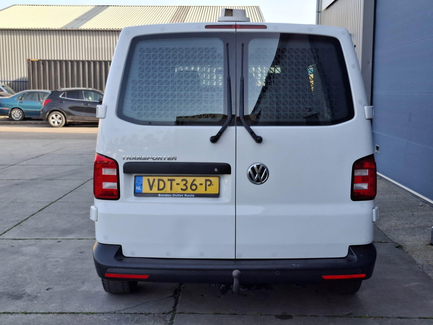 Volkswagen Transporter 2.0 TDI L1H1 Highline AIRCO / TREKHAAK / 3 ZITS / EURO 6 / N.A.P