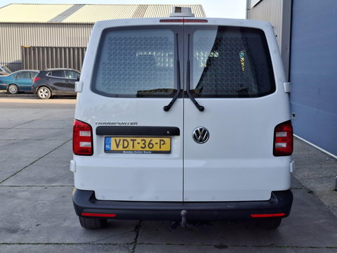 Volkswagen Transporter 2.0 TDI L1H1 Highline AIRCO / TREKHAAK / 3 ZITS / EURO 6 / N.A.P