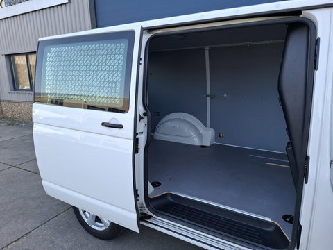 Volkswagen Transporter 2.0 TDI L1H1 Highline AIRCO / TREKHAAK / 3 ZITS / EURO 6 / N.A.P