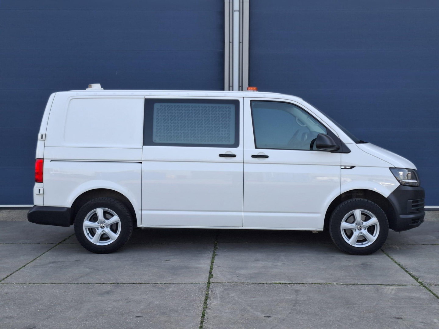 Volkswagen Transporter 2.0 TDI L1H1 Highline AIRCO / TREKHAAK / 3 ZITS / EURO 6 / N.A.P