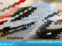 Ford E-Transit - 390 (3500 kg) L2H2 Trend 68 kWh 184 PK / 100% Elektrisch !! / Airco / Cruise Control / CarPlay / Camera / Navigatie / 3-Zits / 12.200 KM !!