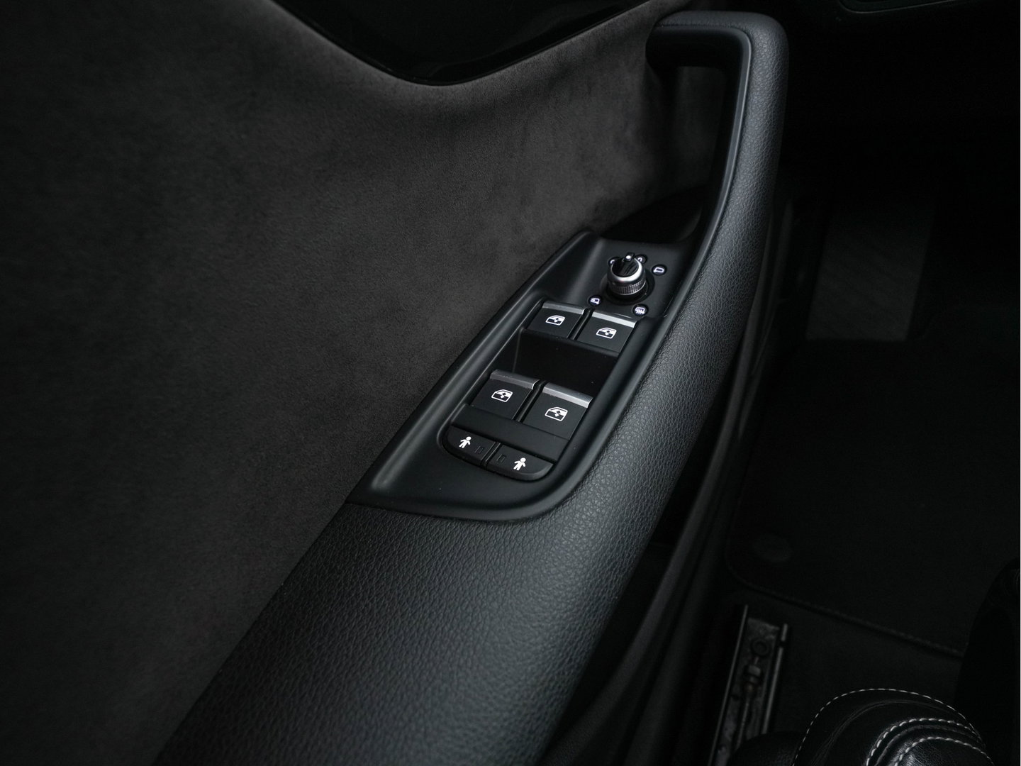 Audi Q7 3.0 TDI e-tron quattro Sport Aut. *PANO | HEAD-UP | LEATHER | MEMORY-PACK | FULL-LED | BOSE-SOUND | ADAPTIVE-CRUISE | DIGI-COCKPIT | HEATED-COMFORTSEATS | CAMERA | AMBIENT-LIGHT | NAVI-FULLMAP |  ECC | PDC | 21''ALU*