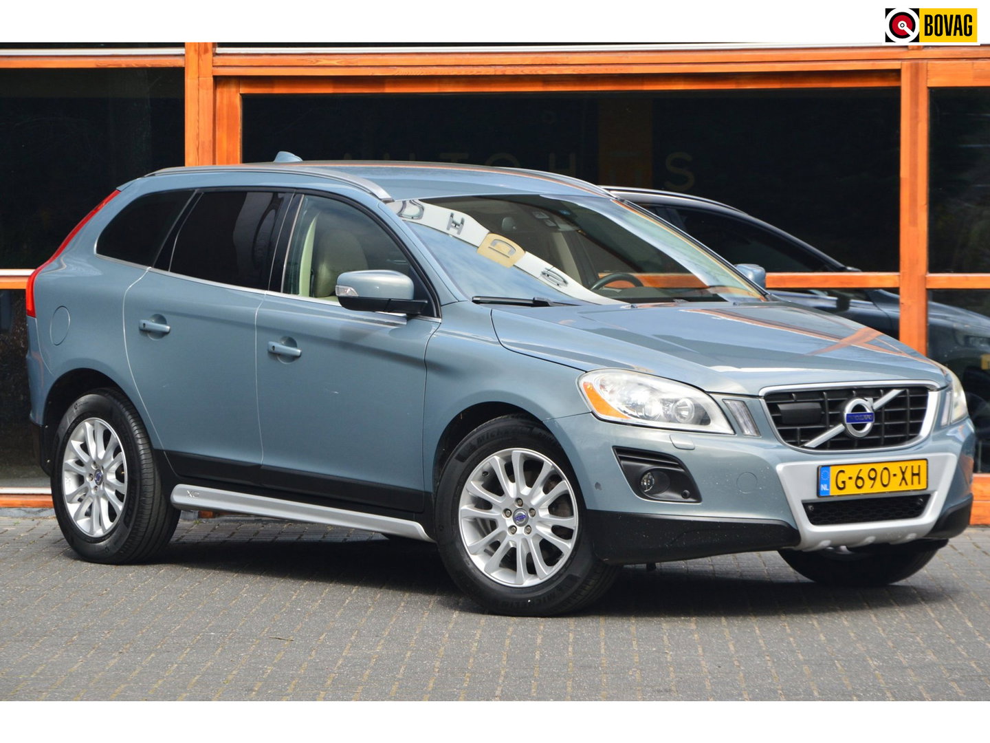 Volvo XC60 3.0 T6 AWD Summum | Dealer Onderhouden | Adaptive Cruise | Trekhaak | Stoelverwarming | Keyless |