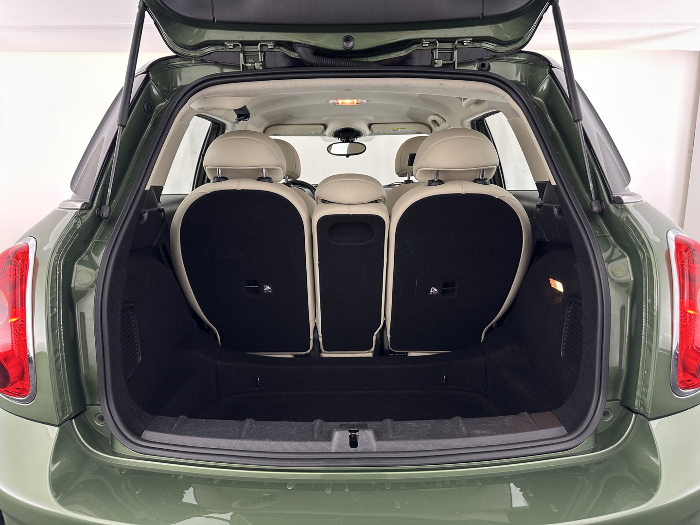 MINI Countryman 2.0 Cooper SD Knockout Edition *LEATHER | XENON | HARMAN/KARDON | HEATED-COMFORTSEATS | NAVI-FULLMAP |  NAVI-FULLMAP | ECC | CRUISE | 17''ALU*