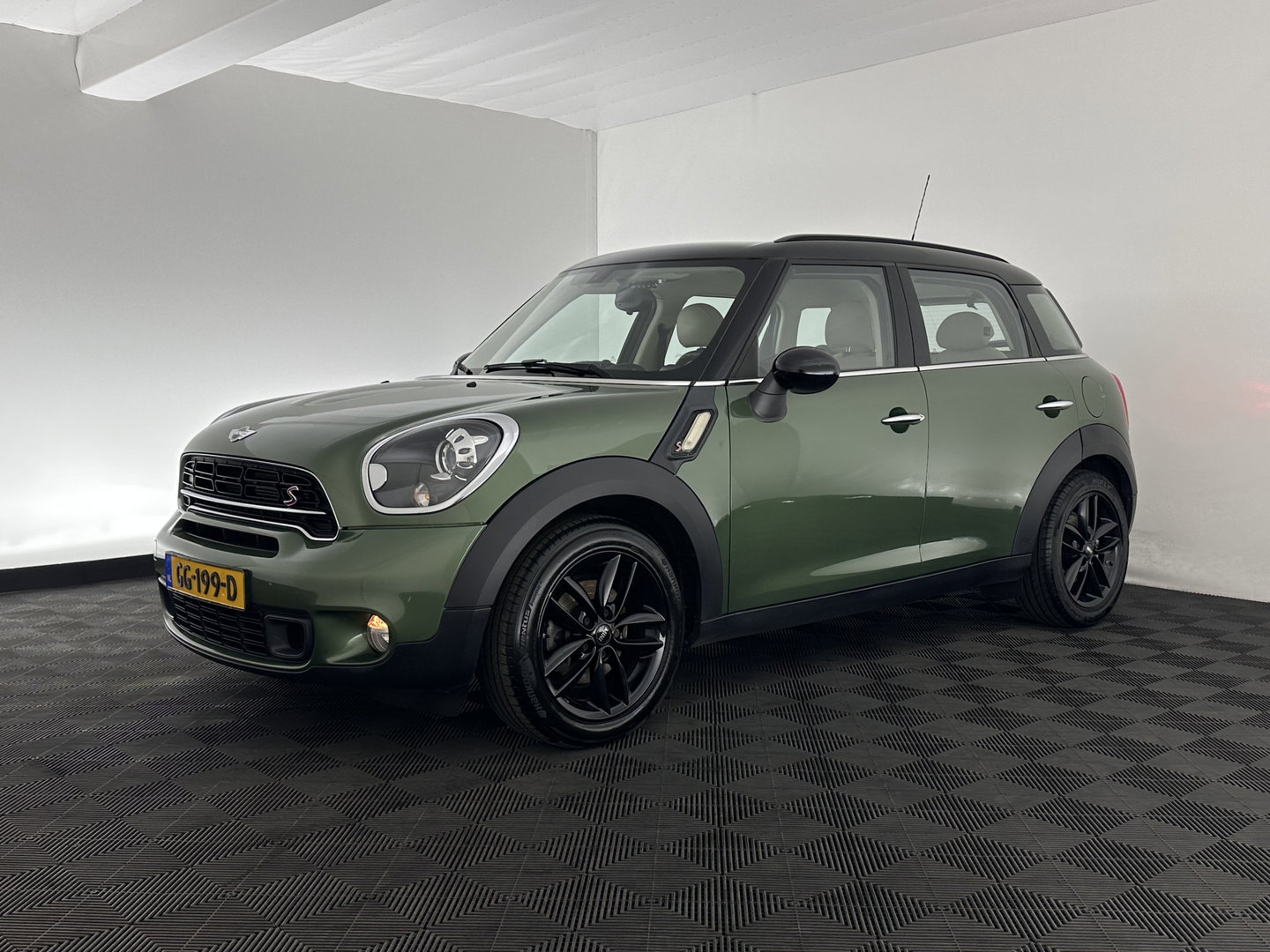 MINI Countryman 2.0 Cooper SD Knockout Edition *LEATHER | XENON | HARMAN/KARDON | HEATED-COMFORTSEATS | NAVI-FULLMAP |  NAVI-FULLMAP | ECC | CRUISE | 17''ALU*