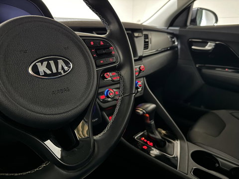 Kia Niro 1.6 GDi Hybrid DynamicLine Carplay Camera PDC NAP