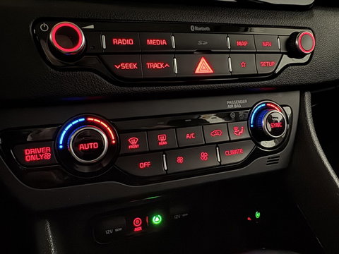 Kia Niro 1.6 GDi Hybrid DynamicLine Carplay Camera PDC NAP