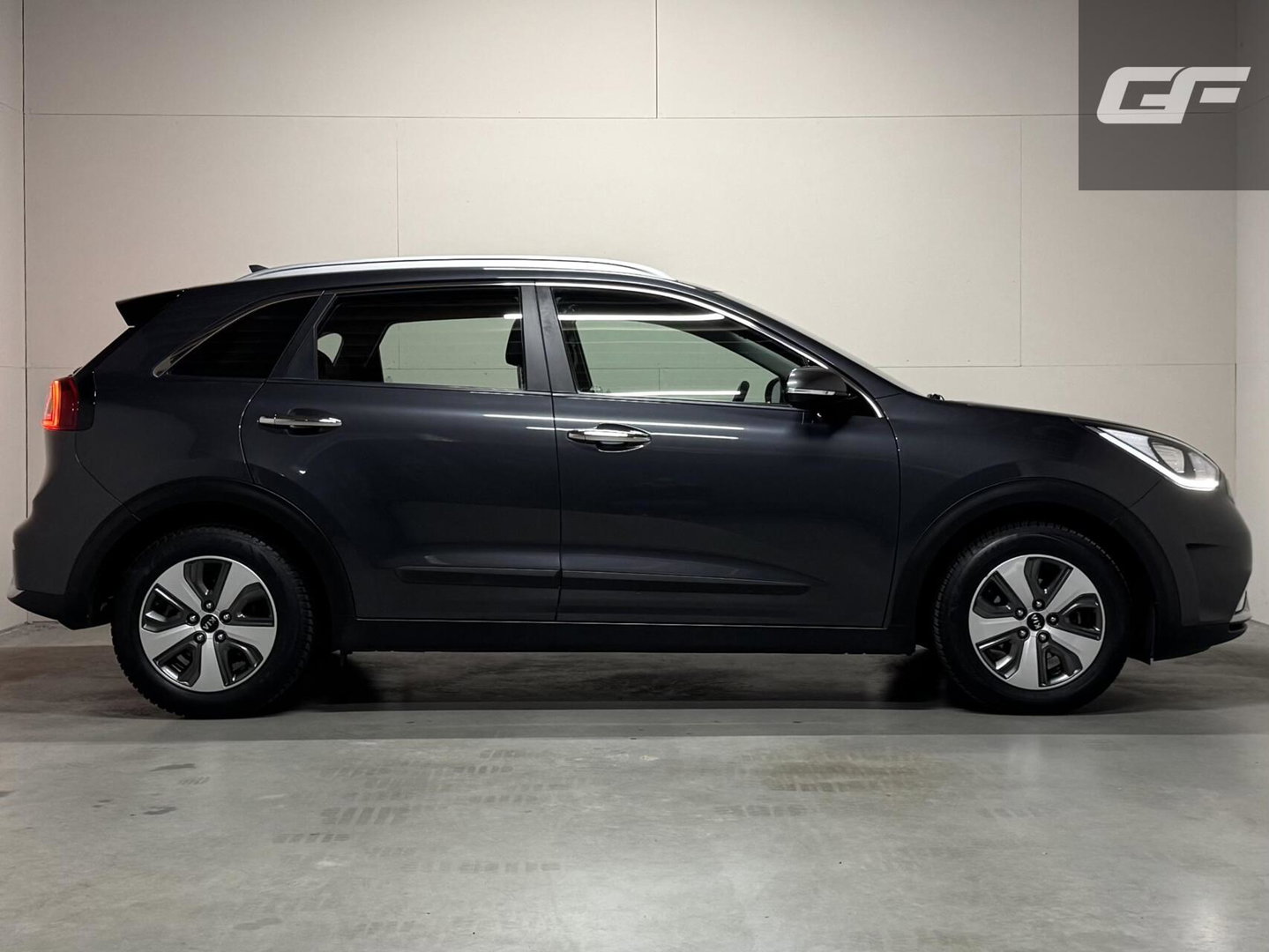 Kia Niro 1.6 GDi Hybrid DynamicLine Carplay Camera PDC NAP