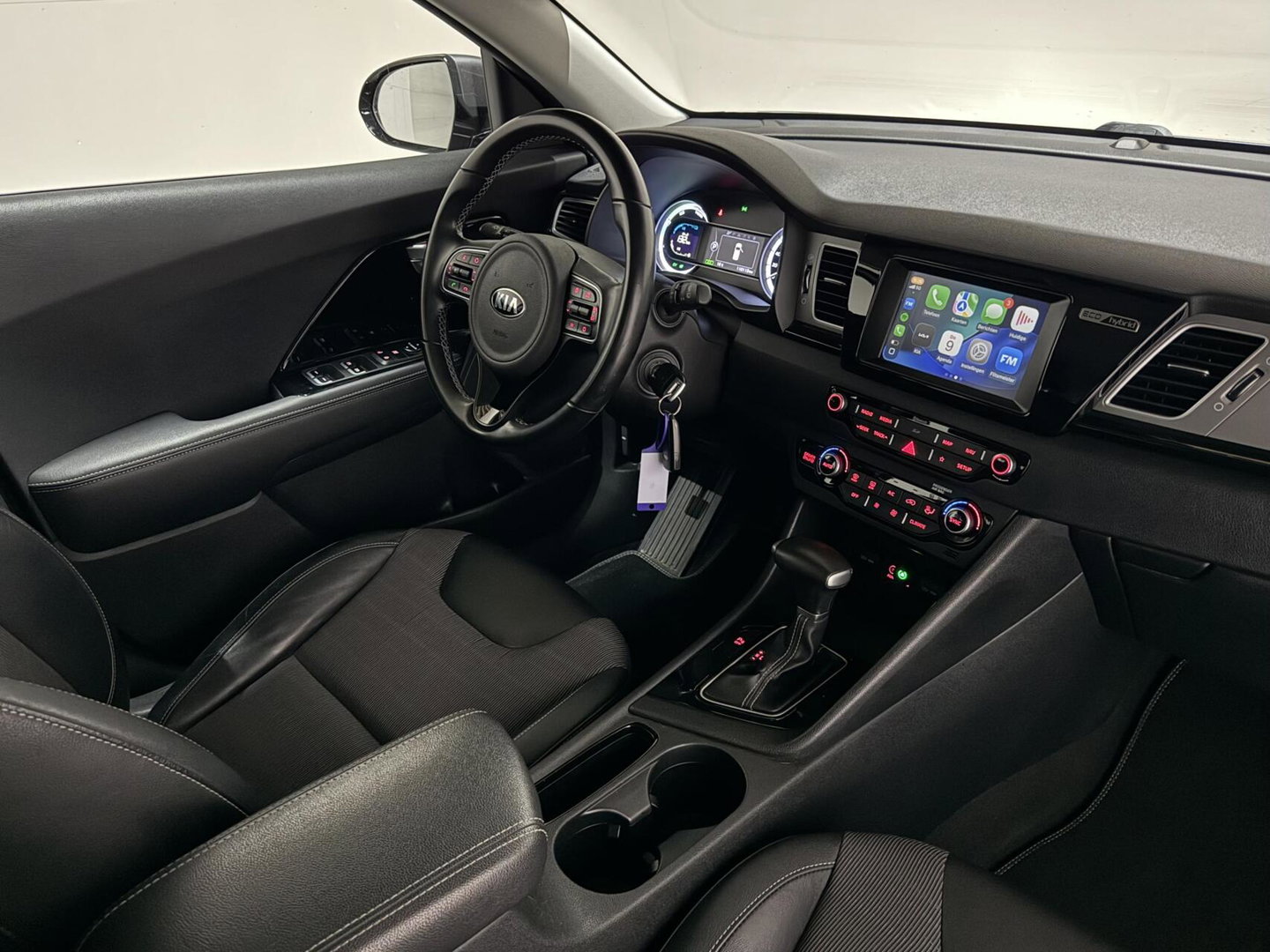 Kia Niro 1.6 GDi Hybrid DynamicLine Carplay Camera PDC NAP
