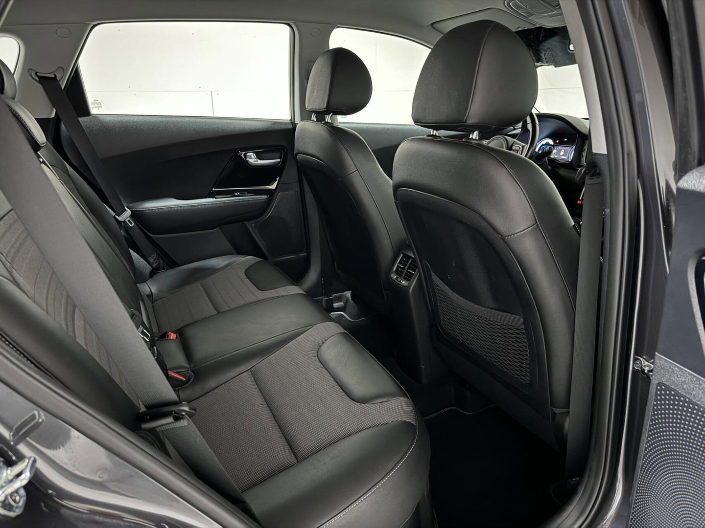 Kia Niro 1.6 GDi Hybrid DynamicLine Carplay Camera PDC NAP