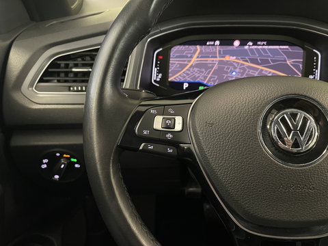 Volkswagen T-Roc Cabrio 1.5 TSI R-Line | Cruise Control | Stoelverwarming | Stuurwielverwarming | Apple carplay | Android Auto | Lichtmetaal |