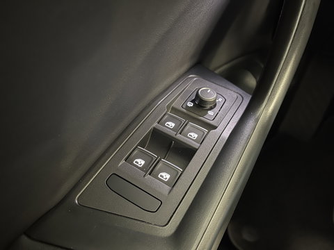 Volkswagen T-Roc Cabrio 1.5 TSI R-Line | Cruise Control | Stoelverwarming | Stuurwielverwarming | Apple carplay | Android Auto | Lichtmetaal |