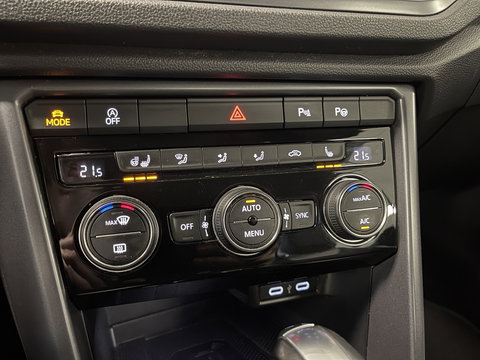 Volkswagen T-Roc Cabrio 1.5 TSI R-Line | Cruise Control | Stoelverwarming | Stuurwielverwarming | Apple carplay | Android Auto | Lichtmetaal |