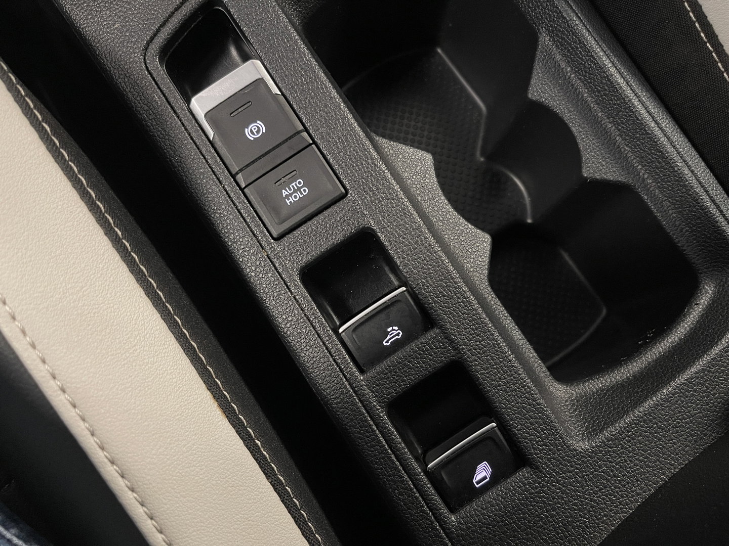 Volkswagen T-Roc Cabrio 1.5 TSI R-Line | Cruise Control | Stoelverwarming | Stuurwielverwarming | Apple carplay | Android Auto | Lichtmetaal |