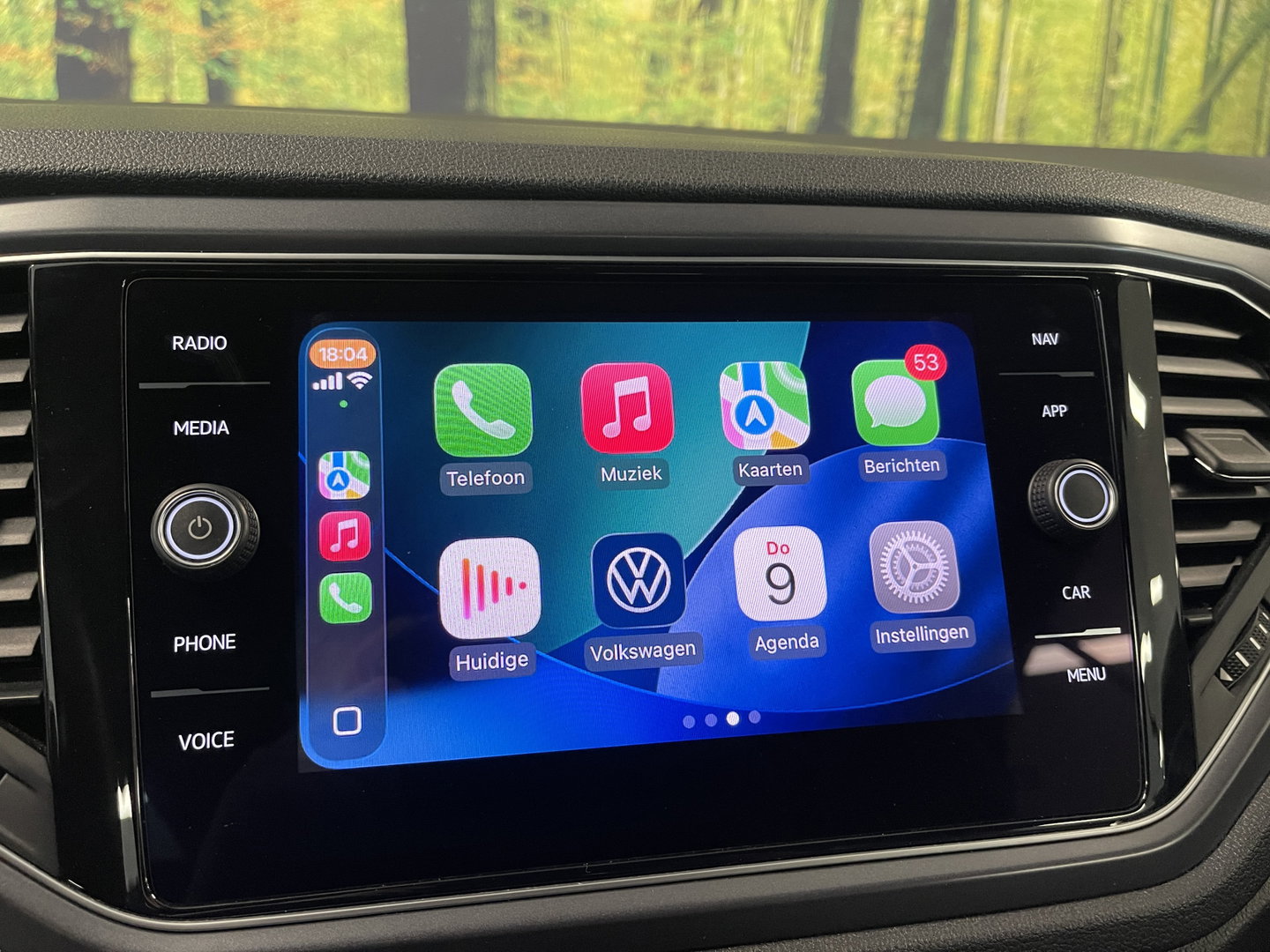 Volkswagen T-Roc Cabrio 1.5 TSI R-Line | Cruise Control | Stoelverwarming | Stuurwielverwarming | Apple carplay | Android Auto | Lichtmetaal |